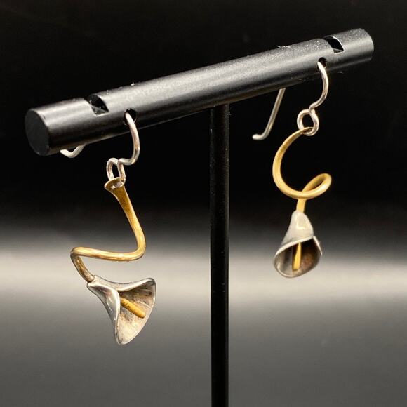 Vtg 925 Sterling Silver Gold Plate Calla Lily Flower Dangle Handmade Earrings - Picture 3 of 8